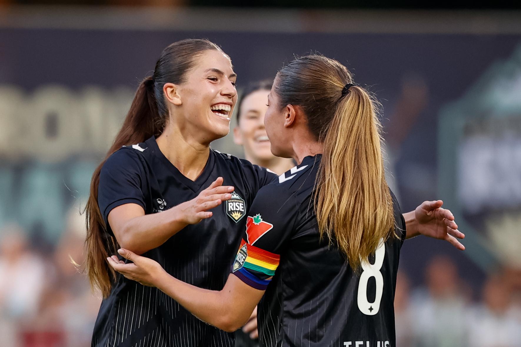 Vancouver's undefeated streak now sits at 7 games after a 2-1 victory over Montreal